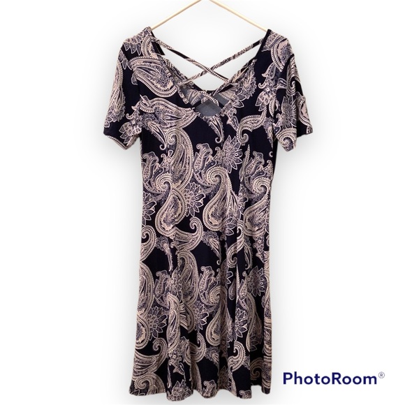 Sami & Jo Dress Short-sleeve Black White Paisley Print Criss Cross back WM SZ M - Picture 8 of 12